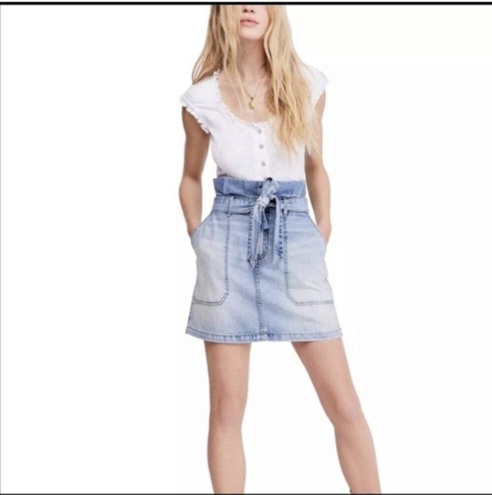 FREE PEOPLE Splendor‎ in the Grass Paper Bag Indigo Tie Waist Mini Skirt Size 4